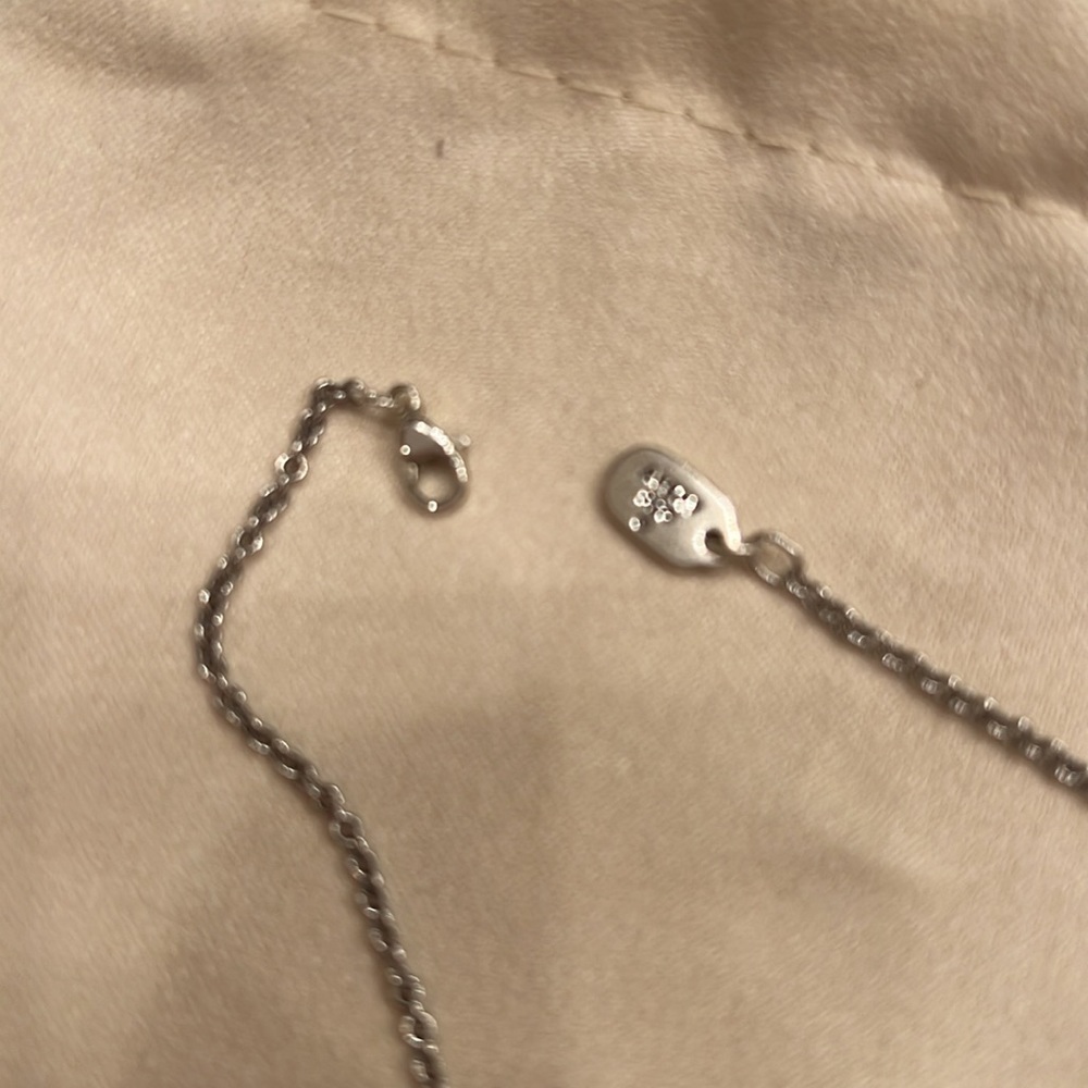 James Avery sterling silver petite engravable horizon necklace. - Picture 3 of 4